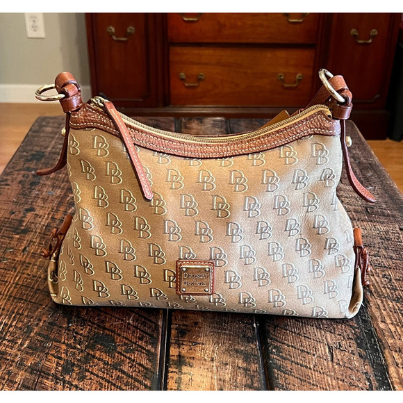 Dooney & Bourke Prairie Winds Anniversary Shoulder Bag/Purse/tote - Picture 3 of 17